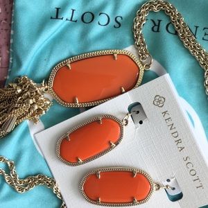 Kendra Scott set.  Necklace and earrings